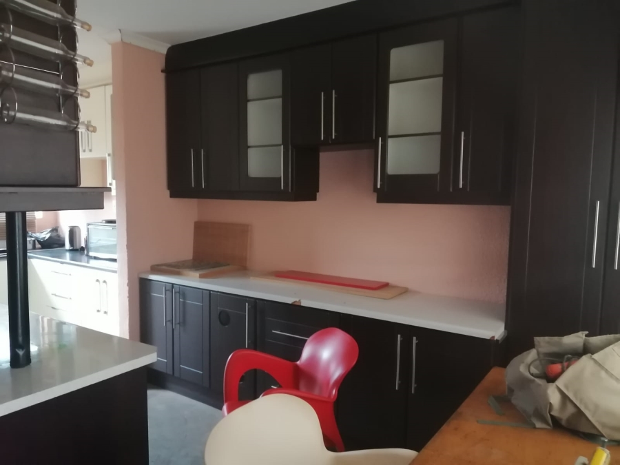 3 Bedroom Property for Sale in Tlhabane West North West